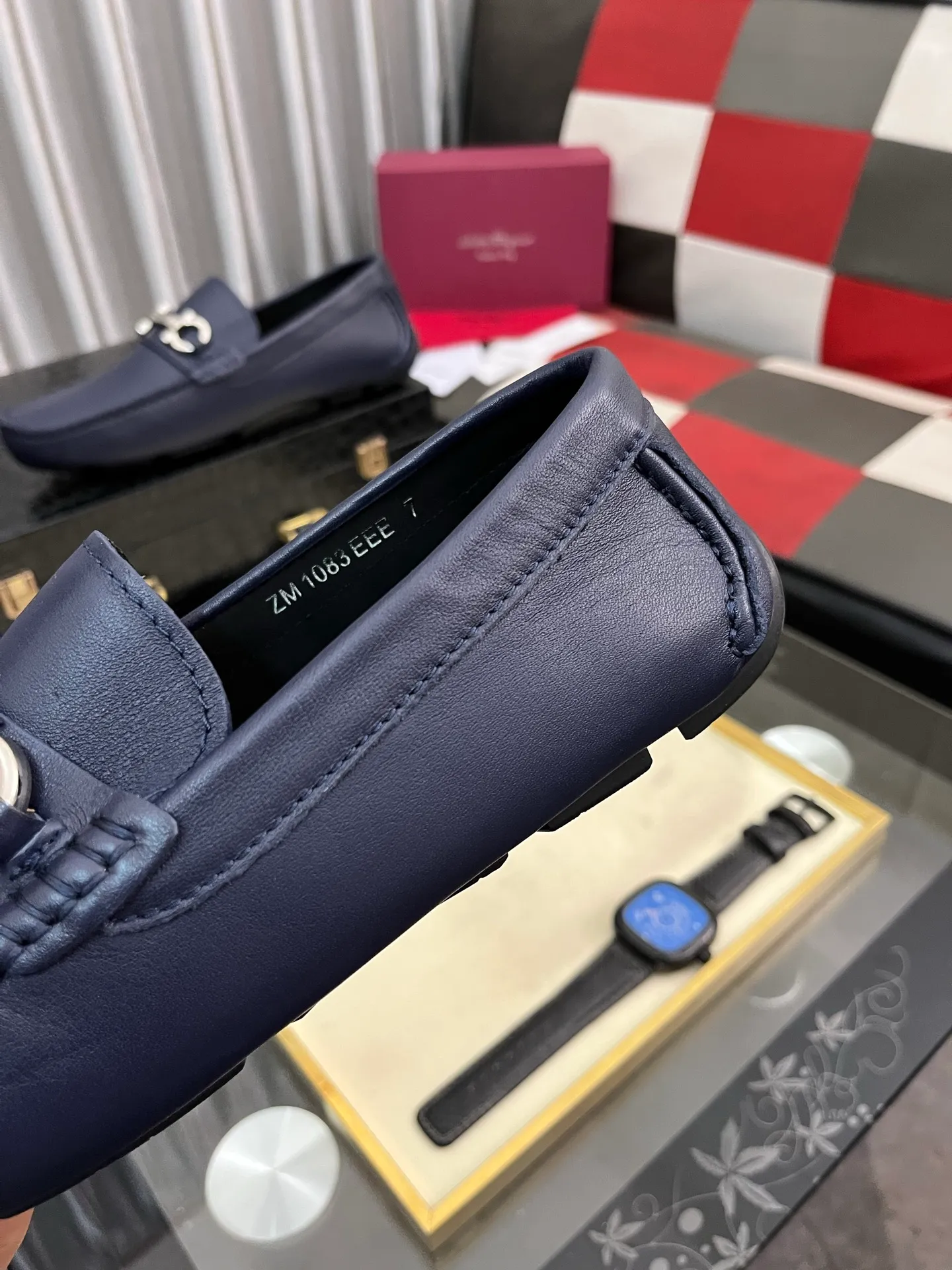 Men's shoes 💰560⌚️⌚️ Ferragamo [Ferragamo] new high-end quality framed shoes. The style is luxurious and elegant, with equal emphasis on practicality and style. We pay special attention to quality and details. The shoe last leather, workmanship and comfort are not inferior! Material: Imported first-layer soft cowhide leather upper ➕Genuine leather lining, code number: 38-446️⃣colors available